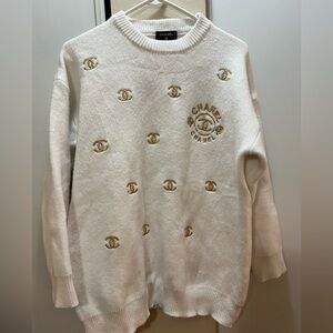 Chanel Sweater White L